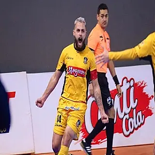Em dia frio, clássicos do futsal esquentam 3ª rodada da Taça Brasil