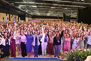 Prefeita de Campo Grande marcou presença no palco do Delas Day