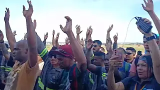 Trabalhadores encerram paralisação após conquista de novos direitos