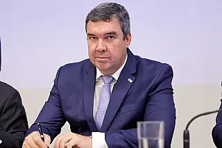 Eduardo Riedel toma posse na presidência do Consórcio Brasil Central