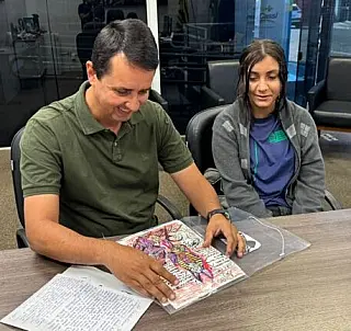 Estudante de Cassilândia sonha em ser piloto de avião agrícola.