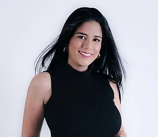 Podcast recebe farmacêutica para falar sobre liderança feminina na saúde