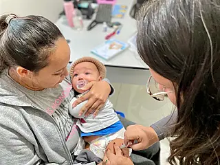Vacinação noturna imuniza 328 pessoas em Aparecida do Taboado