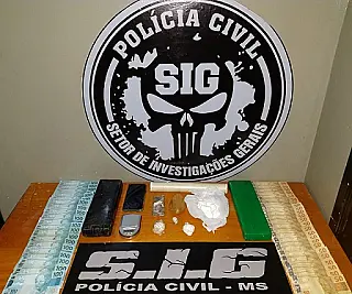 Suspeito de tráfico de drogas é preso com entorpecentes.