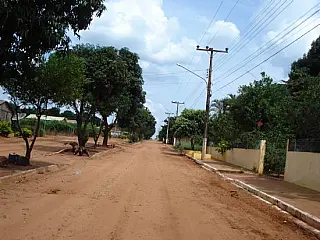 Lixo e fogo em via publica são motivos de queixa na Vila União