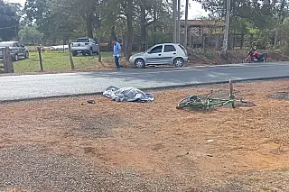 Ciclista morre atropelado por carro na MS-276, em Lagoa Bonita
