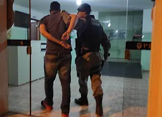 Nova Andradina - Jovem é preso após ser flagrado pela Força Tática comercializando cocaína