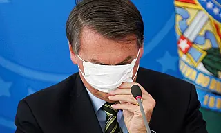 Bolsonaro diz não poder mais socorrer Estados e insiste na reabertura da economia