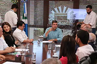Vicentina garante a ampliação do Centro de Convivência e revitalização asfáltica