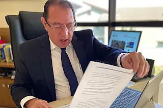Gerson Claro pede ao Governo pintura e reparos em escola de Sidrolândia