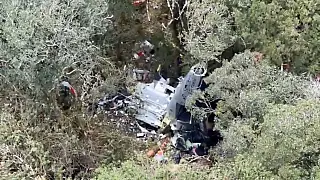Destroços de helicóptero com cantor Rick são encontrados; não há sobreviventes
