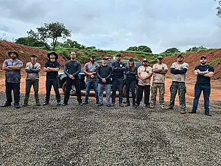 Policiais realizam curso de aperfeiçoamento .