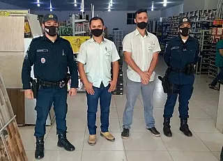 “Operação Bairro Seguro” – Polícia Militar realiza policiamento comunitário no bairro Santo Antônio