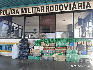 Polícia Militar Rodoviária apreende quase uma tonelada de drogas