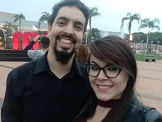 Justiça de MS suspende guarda de casal do PR que adotou e agrediu gravemente menino de 8 anos