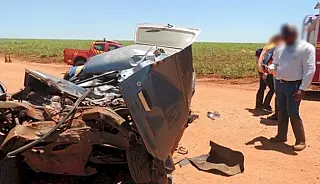 Condutor de veículo morre após acidente com caminhão em estrada vicinal de Ivinhema