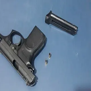Garoto de 16 anos mata pai com tiro no peito e acaba apreendido em hospital