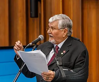 Zeca do PT pede patrulha mecanizada e veículo para agricultores de Selvíria