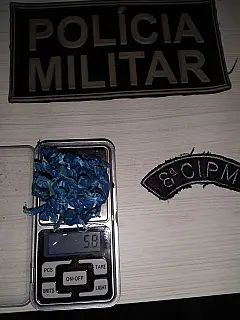Adolescente foi flagrado pela PM com 23 papelotes de cocaína