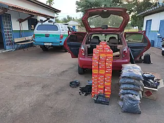 Ação policial em Bataguassu apreende veículos carregados com produtos oriundos do Paraguai
