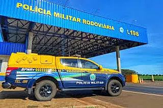 Juti-Polícia Militar Rodoviária prende casal com 301 kg de maconha em veículo
