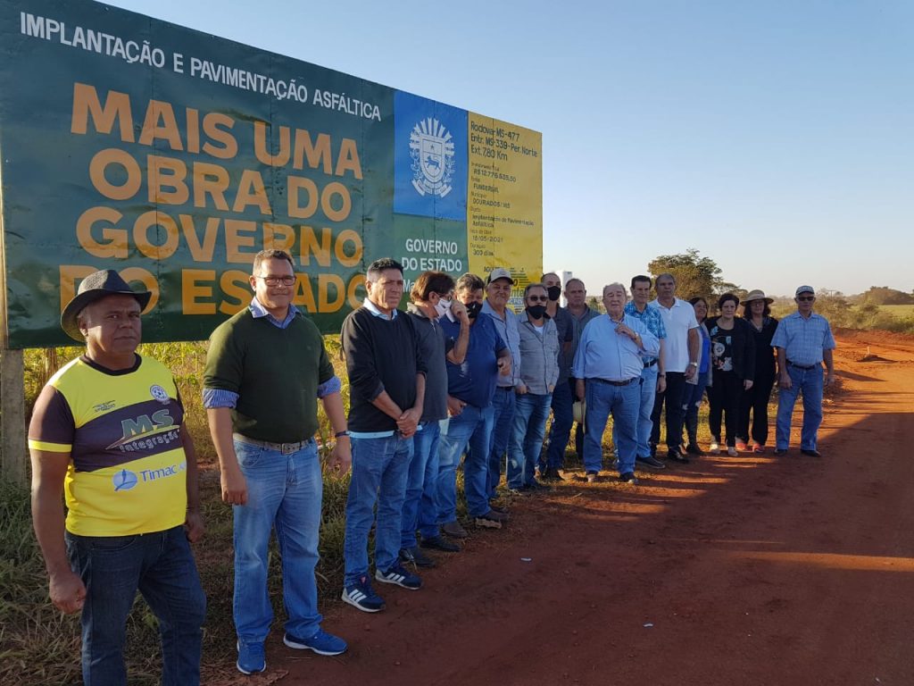 Moradores comemoram obras na MS 477 em Dourados