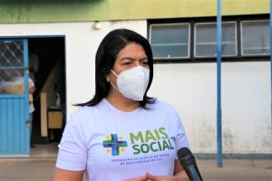 Secretária Elisa Cleia Nobre