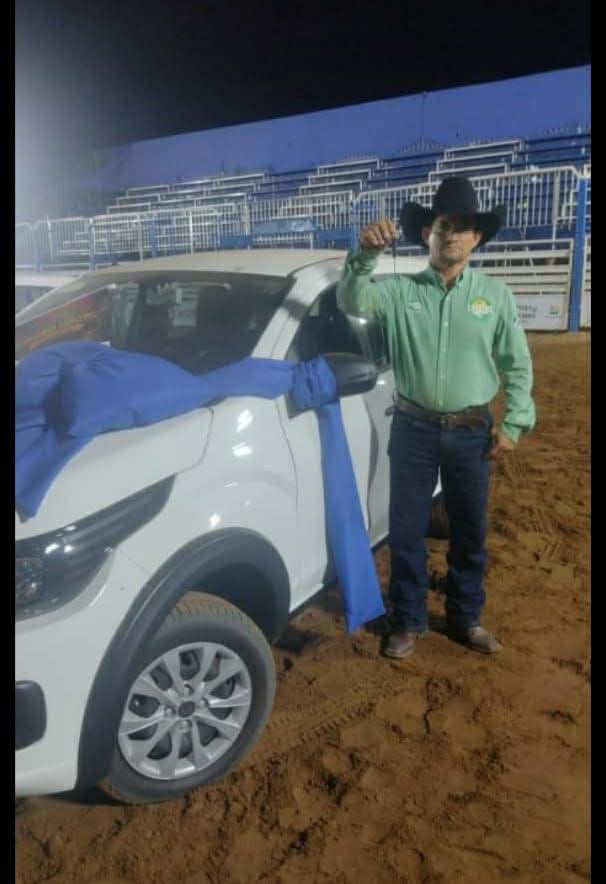 Recentemente, o peão Assis Saraiva venceu o rodeio Agrishow, em Gaúcha do Norte