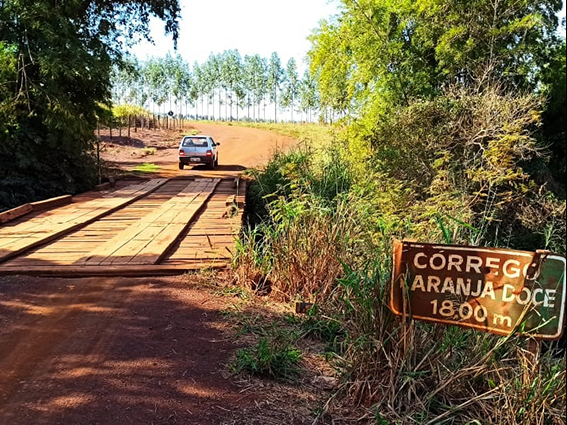 Estrada vicinal em Dourados