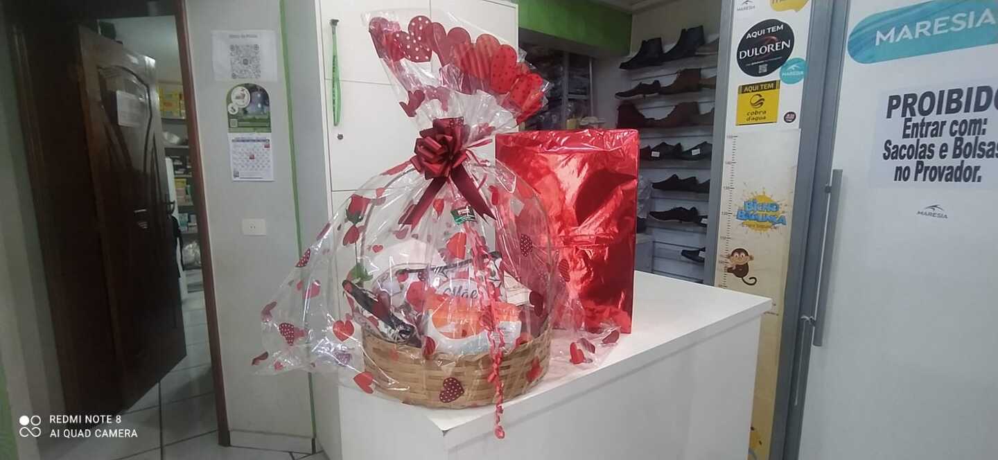Cesta sorteada e o ganhador foi Douglas da Silva Oliveira cliente da loja Ritmo da Moda.